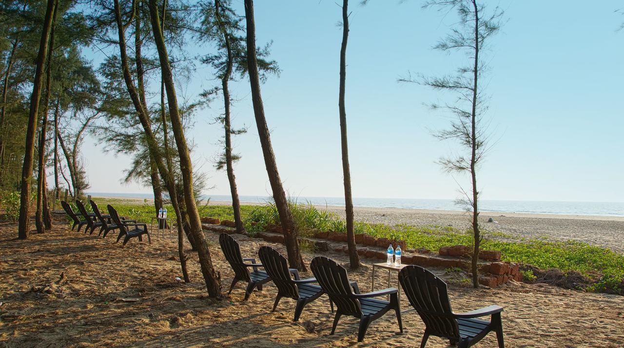 Blue Ocean Sands - On The Beach Kumta Exterior photo
