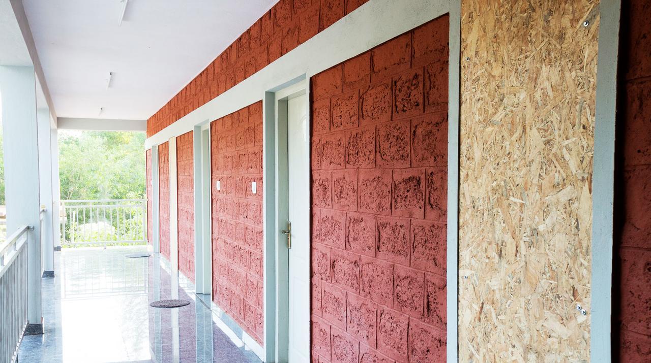 Blue Ocean Sands - On The Beach Kumta Exterior photo